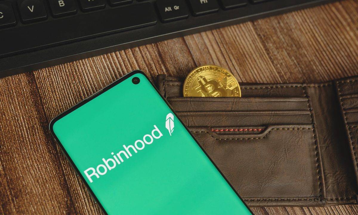 Robinhood Thêm Hỗ Trợ Bitcoin Và Dogecoin Lộ Diện Là Top 5 Holder eth